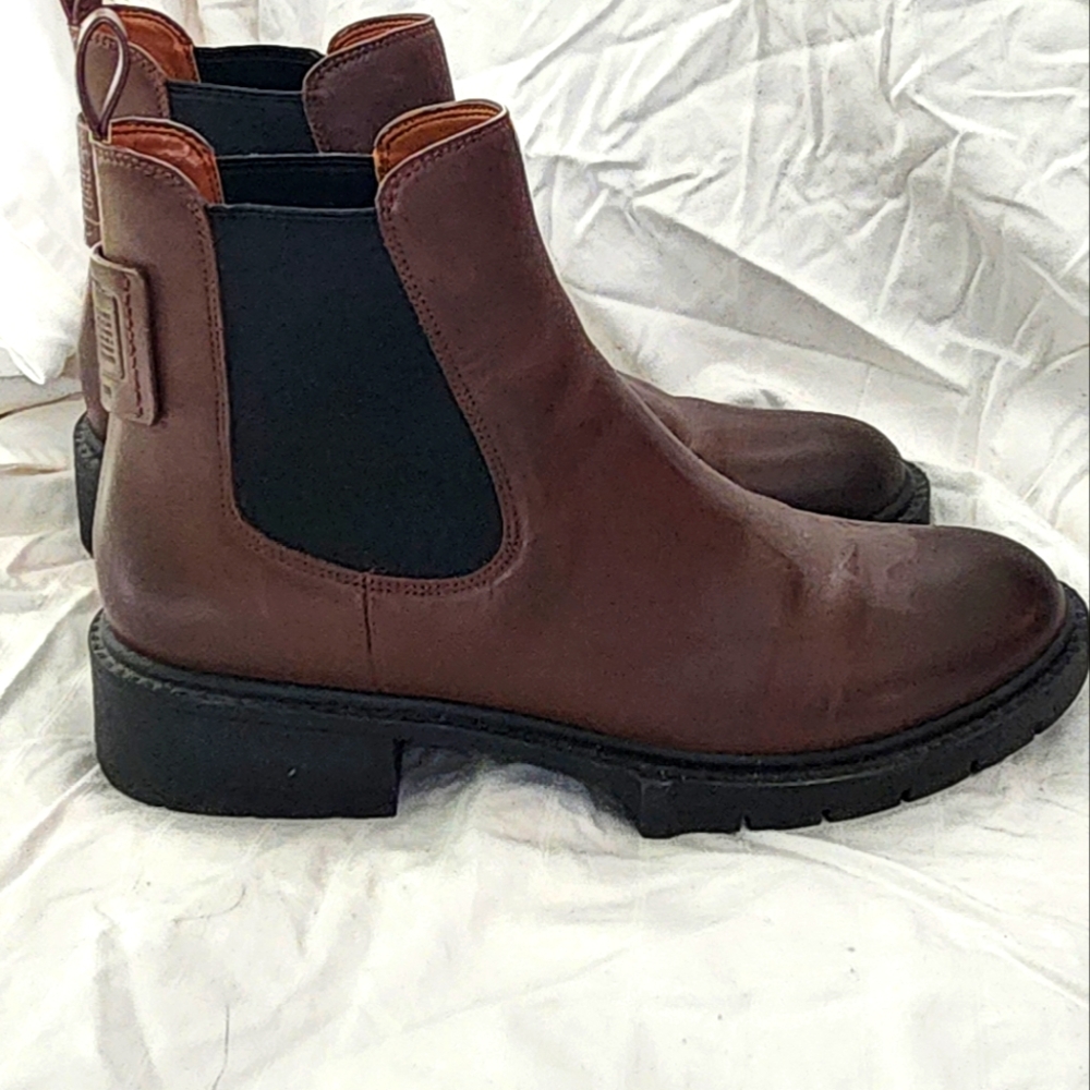 Coach Chelsea Boots